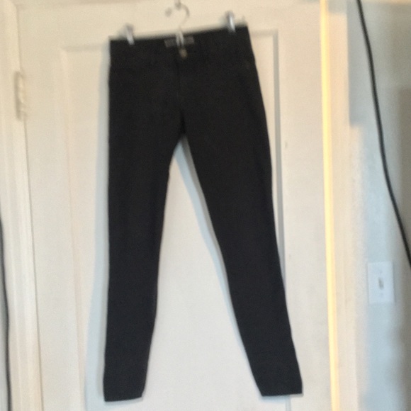 Extreme stretch low rise black pants - Picture 5 of 8